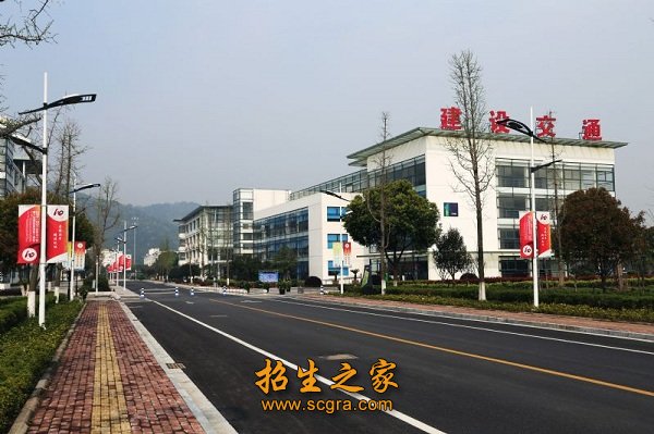 以举办五年一贯制高职专业为主