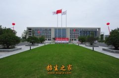 现在为江苏省文明校园