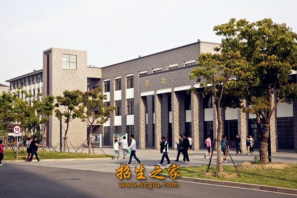 建筑面积35万平方米