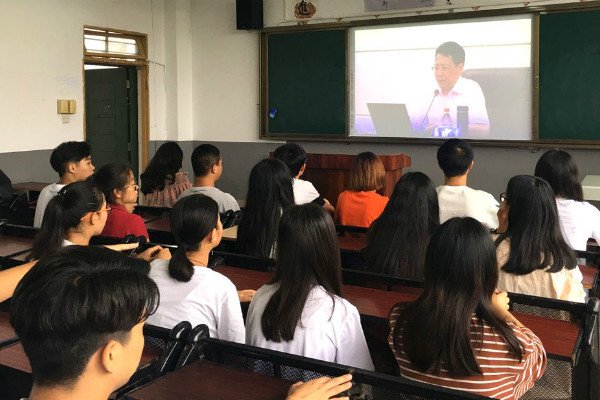 大学 澳门永利注册优惠活动介绍