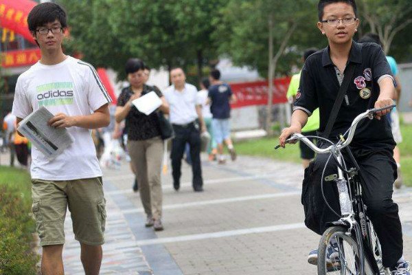 五年制大专毕业生已达到当地五年制高职