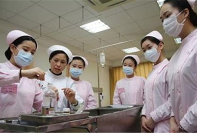 社会就业形势是非常严峻的