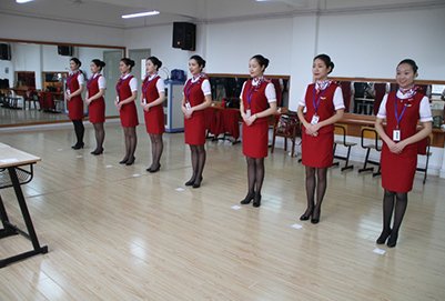 空姐是从航空专业培养出来的人才