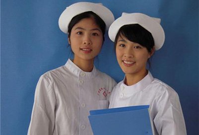 并且本身护理专业就是比较缺少人才的