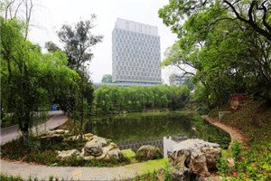 校园一角 学前澳门永利注册正式成为意甲联赛官方