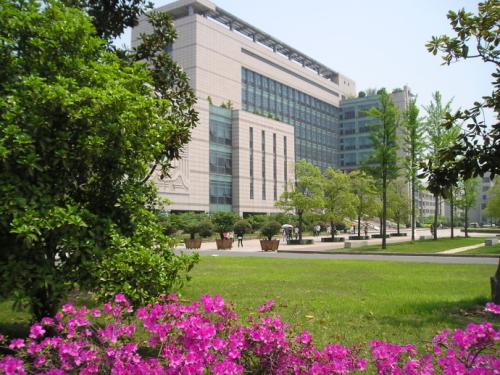 相关阅读在此小编告诉大家重庆初中毕业